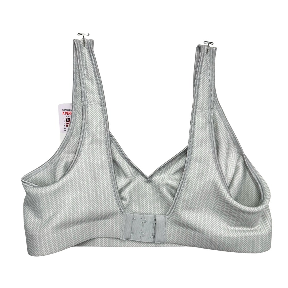 Hanes‎ Ultimate ComfortFlex Fit Wireless Bra Gray Herringbone Medium NEW - Picture 3 of 4